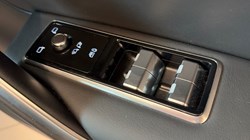 2024 (24) JAGUAR F-PACE 2.0 D200 R-Dynamic HSE Black 5dr Auto AWD 5232398