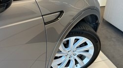 2020 (70) LAND ROVER DISCOVERY SPORT 2.0 D240 R-Dynamic HSE 5dr Auto 5145820