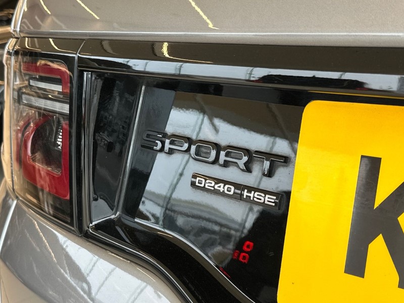 2020 (70) LAND ROVER DISCOVERY SPORT 2.0 D240 R-Dynamic HSE 5dr Auto 5145817