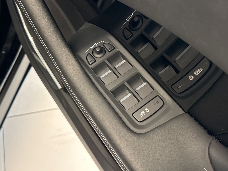 2023 (23) JAGUAR I-PACE 294kW EV400 HSE Black 90kWh 5dr Auto 11kW Charger 5121883