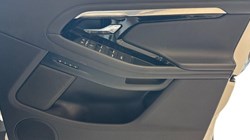 2022 (22) LAND ROVER RANGE ROVER EVOQUE 2.0 D200 R-Dynamic HSE 5dr Auto 5139546