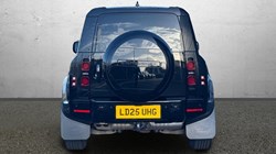 2025 (25) LAND ROVER DEFENDER 3.0 D250 X-Dynamic SE 90 3dr Auto 5127321