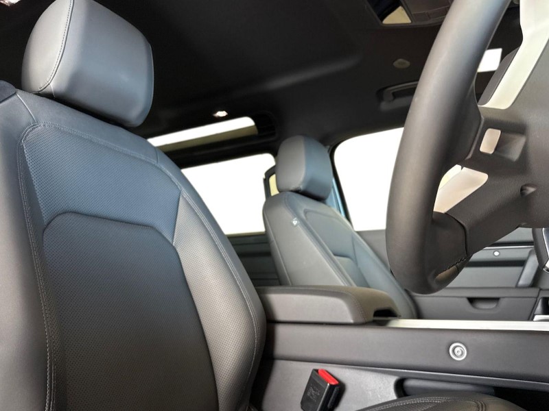 2025 (25) LAND ROVER DEFENDER 3.0 D250 X-Dynamic SE 90 3dr Auto 5127340