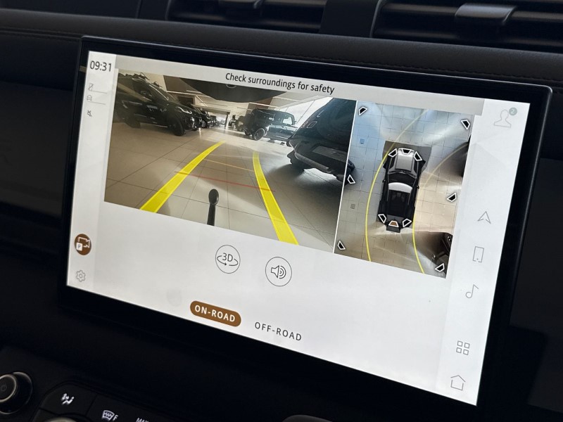 2025 (25) LAND ROVER DEFENDER 3.0 D250 X-Dynamic SE 90 3dr Auto 5127327