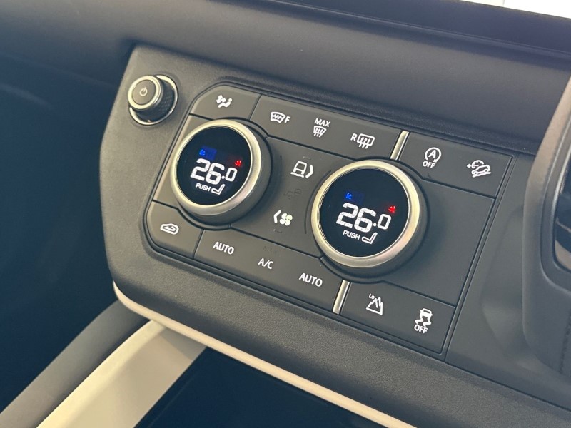2025 (25) LAND ROVER DEFENDER 3.0 D250 X-Dynamic SE 90 3dr Auto 5127346