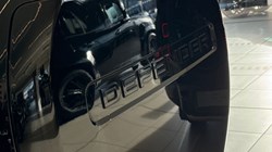 2025 (25) LAND ROVER DEFENDER 3.0 D250 X-Dynamic SE 90 3dr Auto 5127356