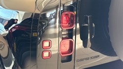 2025 (25) LAND ROVER DEFENDER 3.0 D250 X-Dynamic SE 90 3dr Auto 5127334