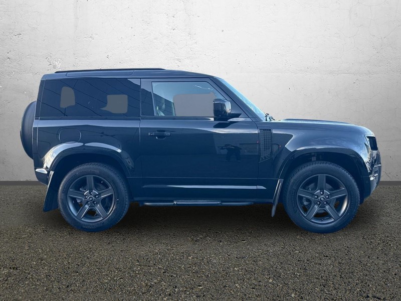 2025 (25) LAND ROVER DEFENDER 3.0 D250 X-Dynamic SE 90 3dr Auto 5127320