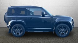 2025 (25) LAND ROVER DEFENDER 3.0 D250 X-Dynamic SE 90 3dr Auto 5127320