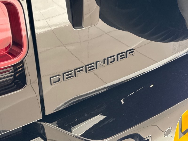 2025 (25) LAND ROVER DEFENDER 3.0 D250 X-Dynamic SE 90 3dr Auto 5127357