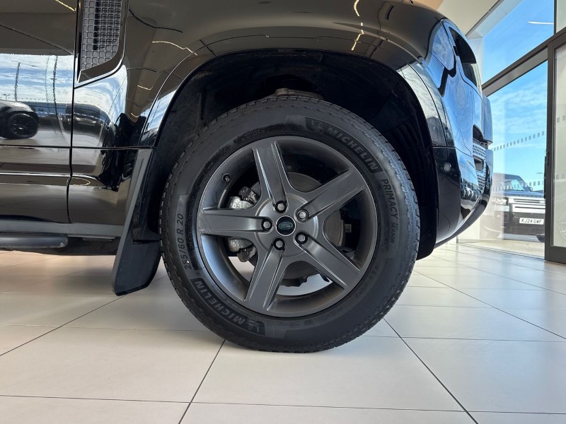 2025 (25) LAND ROVER DEFENDER 3.0 D250 X-Dynamic SE 90 3dr Auto 5127323
