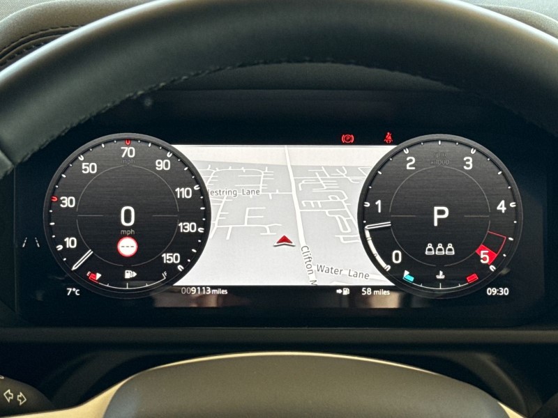 2025 (25) LAND ROVER DEFENDER 3.0 D250 X-Dynamic SE 90 3dr Auto 5127331