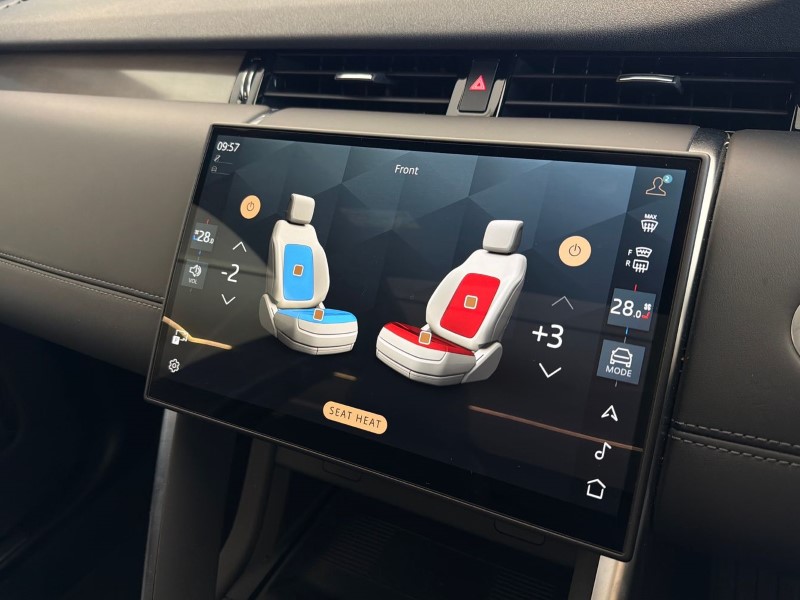 2024 (74) LAND ROVER DISCOVERY SPORT 2.0 D200 Dynamic HSE 5dr Auto [7 Seat] 5157543