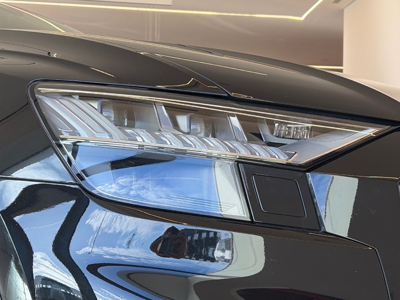 2022 (72) AUDI Q8 55 TFSI Quattro Black Edition 5dr Tiptronic 5131450