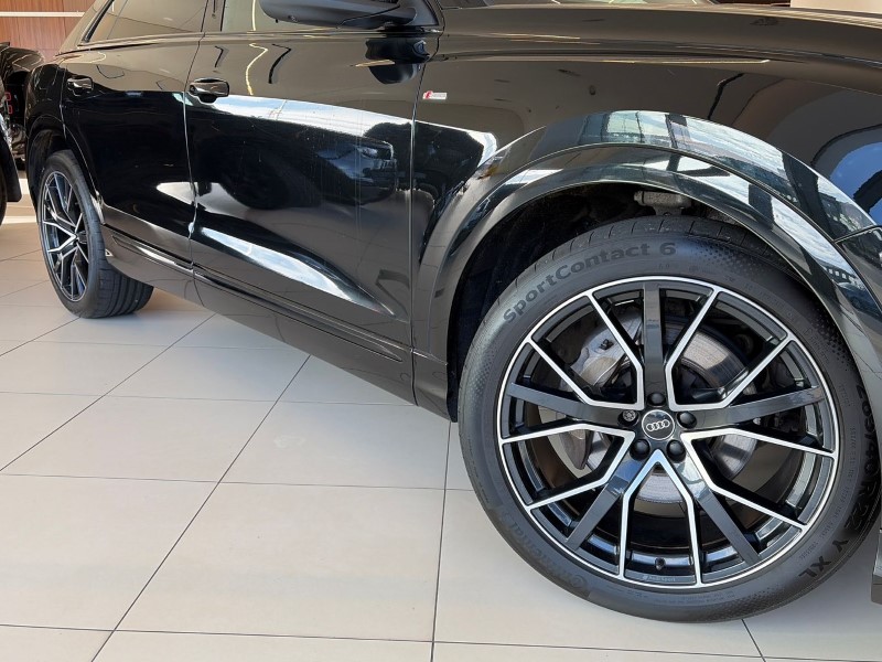 2022 (72) AUDI Q8 55 TFSI Quattro Black Edition 5dr Tiptronic 5131479