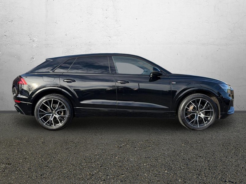 2022 (72) AUDI Q8 55 TFSI Quattro Black Edition 5dr Tiptronic 5131438