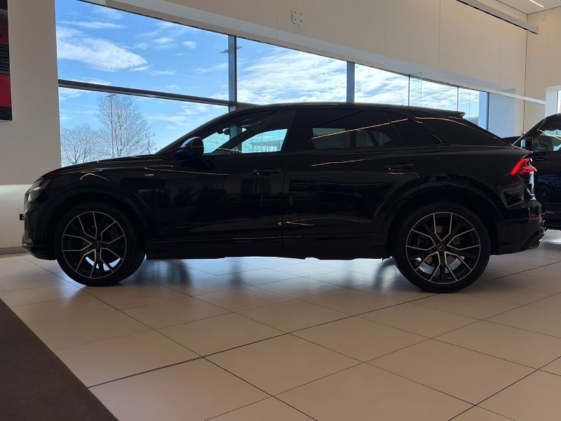 2022 (72) AUDI Q8 55 TFSI Quattro Black Edition 5dr Tiptronic 5131490