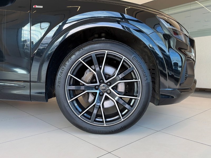 2022 (72) AUDI Q8 55 TFSI Quattro Black Edition 5dr Tiptronic 5131441