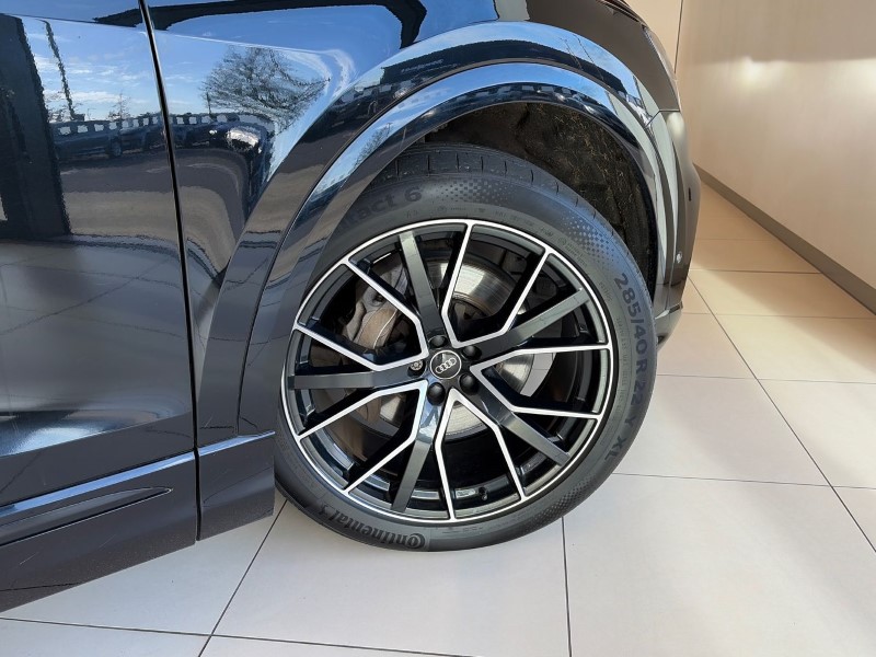 2022 (72) AUDI Q8 55 TFSI Quattro Black Edition 5dr Tiptronic 5131484