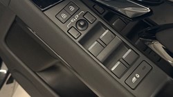 2024 (24) LAND ROVER RANGE ROVER EVOQUE 1.5 P300e Dynamic HSE 5dr Auto 5156348