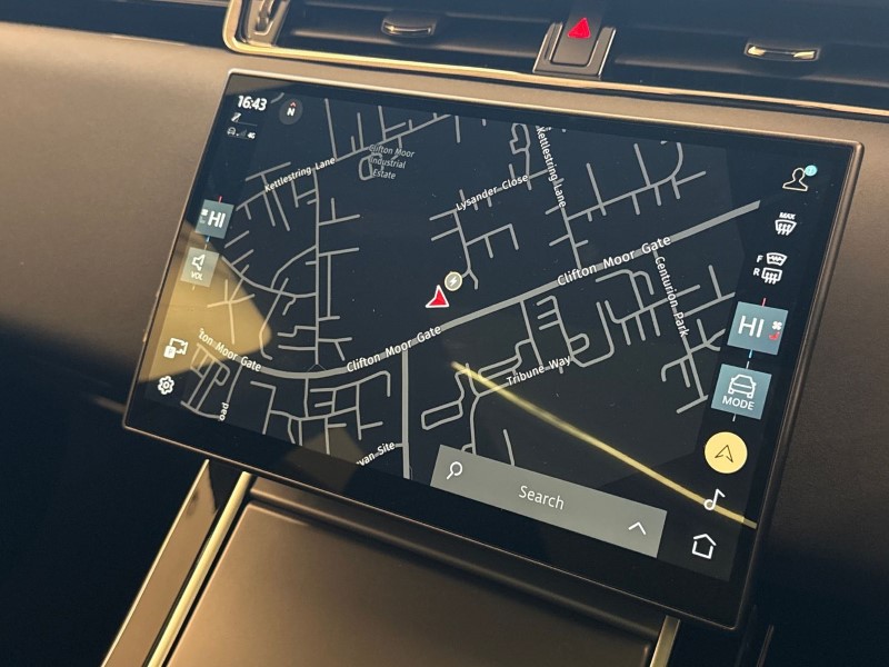 2024 (24) LAND ROVER RANGE ROVER EVOQUE 1.5 P300e Dynamic HSE 5dr Auto 5156336