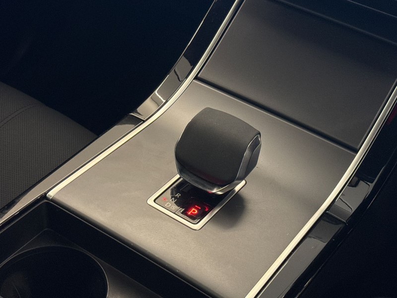 2024 (24) LAND ROVER RANGE ROVER EVOQUE 1.5 P300e Dynamic HSE 5dr Auto 5156338