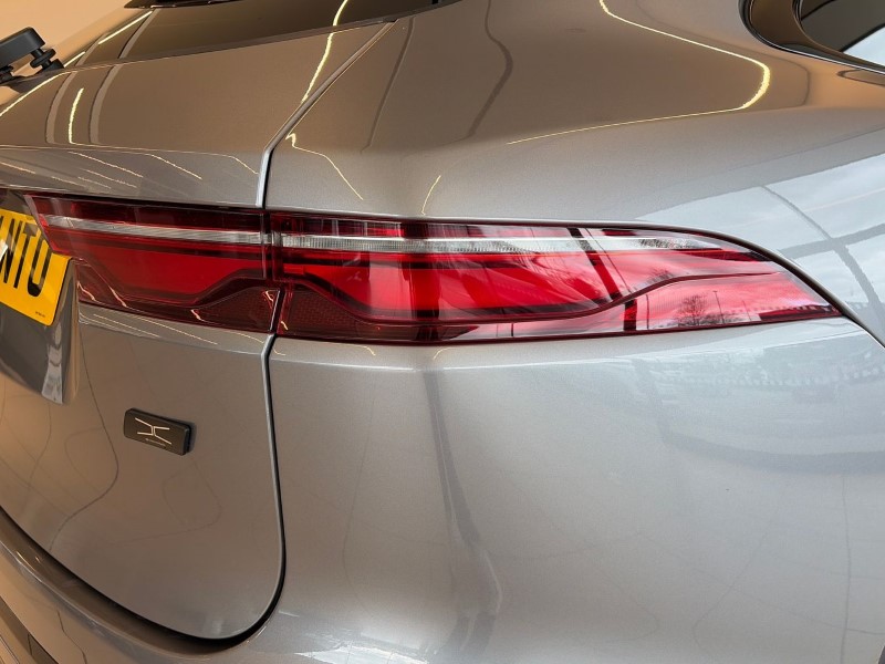 2024 (74) JAGUAR F-PACE 2.0 D200 R-Dynamic HSE Black 90th Anniv 5dr Auto 5160841