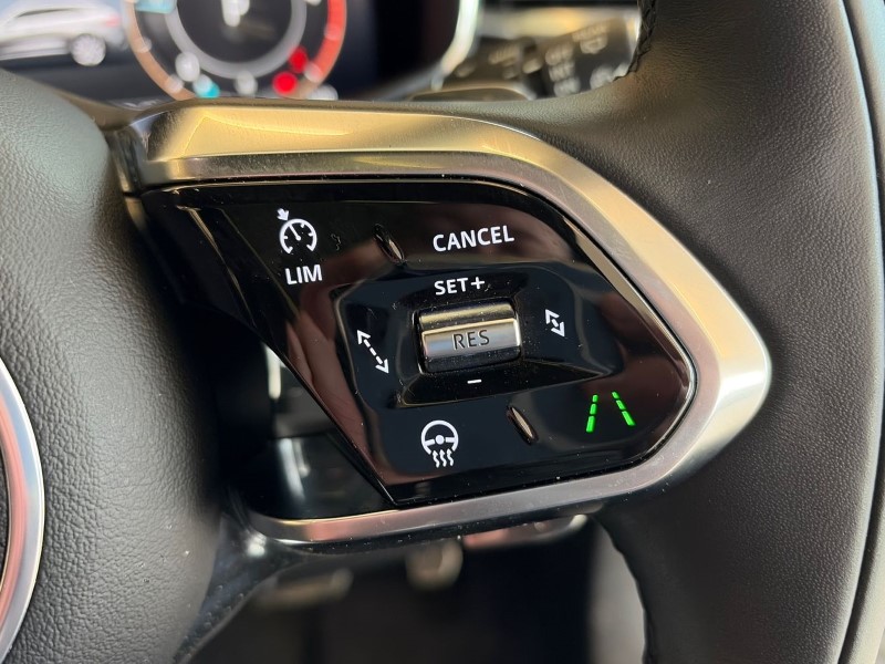 2024 (74) JAGUAR F-PACE 2.0 D200 R-Dynamic HSE Black 90th Anniv 5dr Auto 5160820