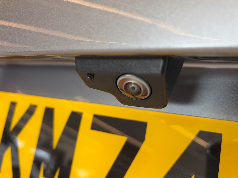 2024 (74) JAGUAR F-PACE 2.0 D200 R-Dynamic HSE Black 90th Anniv 5dr Auto 5160835