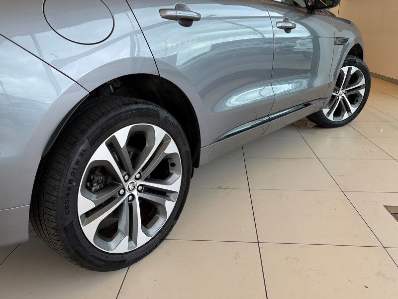 2024 (74) JAGUAR F-PACE 2.0 D200 R-Dynamic HSE Black 90th Anniv 5dr Auto 5160842