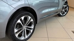 2024 (74) JAGUAR F-PACE 2.0 D200 R-Dynamic HSE Black 90th Anniv 5dr Auto 5160842