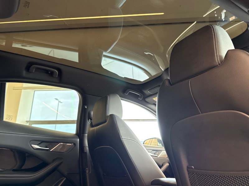 2021 (71) JAGUAR I-PACE 294kW EV400 Black 90kWh 5dr Auto [11kW Charger] 5124344