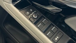 2022 (71) LAND ROVER RANGE ROVER EVOQUE 2.0 D165 R-Dynamic S 5dr 2WD 5135880
