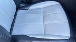 2022 (71) LAND ROVER RANGE ROVER EVOQUE 2.0 D165 R-Dynamic S 5dr 2WD 5135882