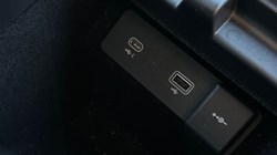 2022 (71) LAND ROVER RANGE ROVER EVOQUE 2.0 D165 R-Dynamic S 5dr 2WD 5135892