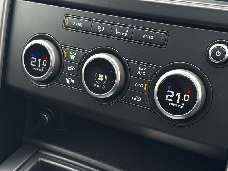 2020 (20) LAND ROVER DISCOVERY 2.0 SD4 Landmark Edition 5dr Auto 5140332