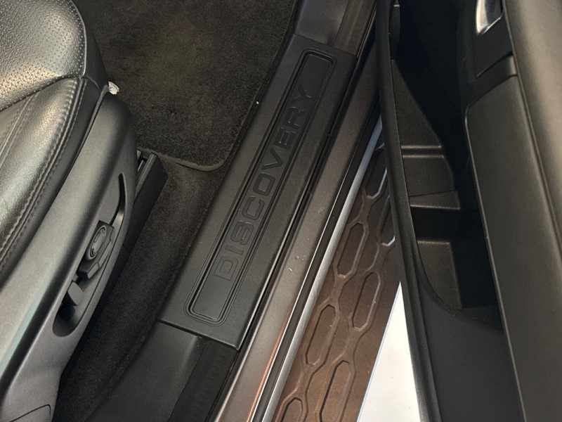 2020 (20) LAND ROVER DISCOVERY 2.0 SD4 Landmark Edition 5dr Auto 5140337