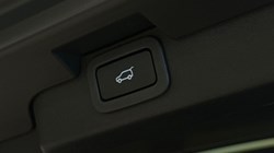 2020 (20) LAND ROVER DISCOVERY 2.0 SD4 Landmark Edition 5dr Auto 5140339