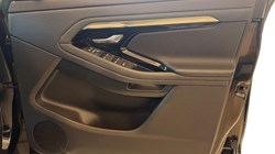 2020 (20) LAND ROVER RANGE ROVER EVOQUE 2.0 D180 R-Dynamic S 5dr Auto 5127206