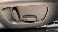 2020 (20) LAND ROVER RANGE ROVER EVOQUE 2.0 D180 R-Dynamic S 5dr Auto 5127208