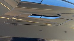 2020 (20) LAND ROVER RANGE ROVER EVOQUE 2.0 D180 R-Dynamic S 5dr Auto 5127204