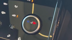 2020 (20) LAND ROVER RANGE ROVER EVOQUE 2.0 D180 R-Dynamic S 5dr Auto 5127219