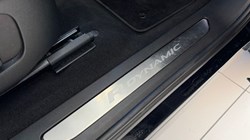 2020 (20) LAND ROVER RANGE ROVER EVOQUE 2.0 D180 R-Dynamic S 5dr Auto 5127223