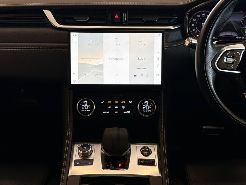 2022 (22) JAGUAR F-PACE 2.0 P400e R-Dynamic HSE 5dr Auto AWD 5151451