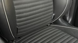 2023 (23) LAND ROVER DISCOVERY 3.0 D300 R-Dynamic HSE 5dr Auto 5114068