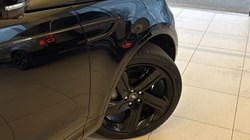 2023 (23) LAND ROVER DISCOVERY 3.0 D300 R-Dynamic HSE 5dr Auto 5114080