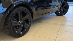 2023 (23) LAND ROVER DISCOVERY 3.0 D300 R-Dynamic HSE 5dr Auto 5114079