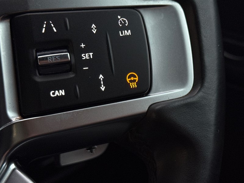 2023 (23) LAND ROVER DISCOVERY 3.0 D300 R-Dynamic HSE 5dr Auto 5114056