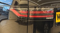 2023 (23) LAND ROVER DISCOVERY 3.0 D300 R-Dynamic HSE 5dr Auto 5114049