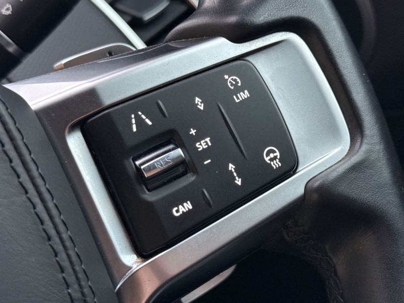 2023 (23) LAND ROVER DISCOVERY 3.0 D300 R-Dynamic HSE 5dr Auto 5114058